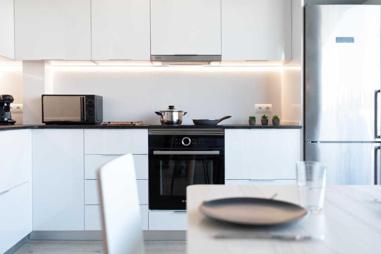 Hauzify I Apartament 4Winds サン・フェリウ・ダ・ギショルス エクステリア 写真