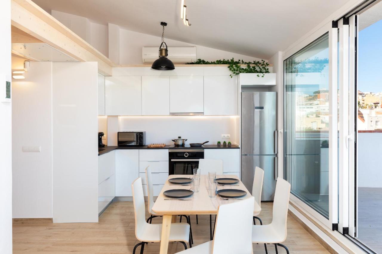 Hauzify I Apartament 4Winds サン・フェリウ・ダ・ギショルス エクステリア 写真