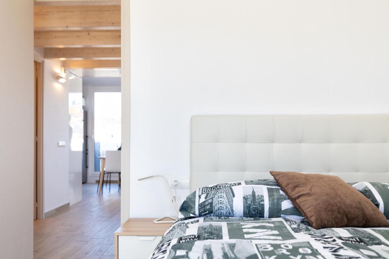 Hauzify I Apartament 4Winds サン・フェリウ・ダ・ギショルス エクステリア 写真
